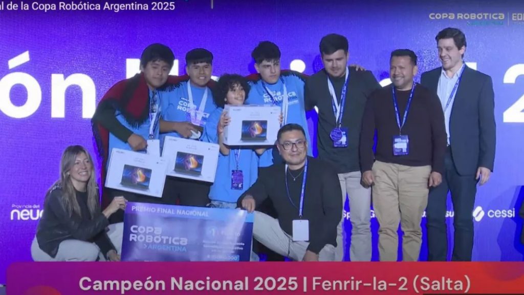 Equipos salteños de escuelas técnicas ganaron el primer y segundo puesto en la Copa Robótica Argentina 2025