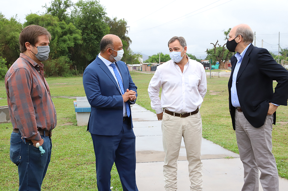 Recorrido de obras financiadas por el Banco Interamericano de Desarrollo junto al representante en Argentina de esa entidad