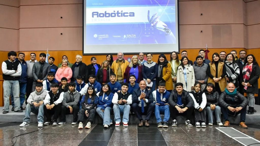 Escuelas salteñas se suman a la Copa Robótica Argentina 2025