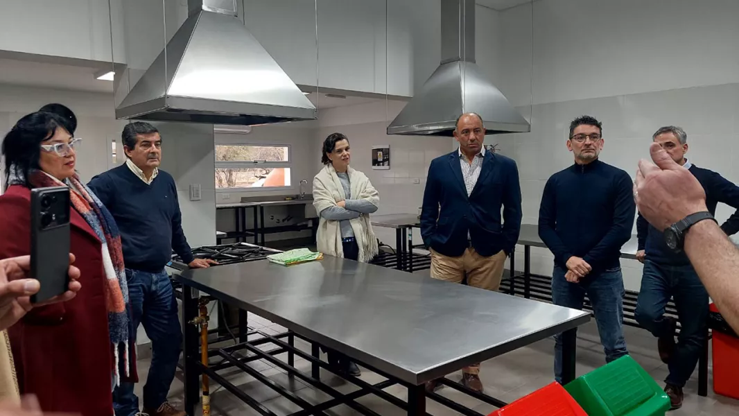 Autoridades recorrieron la sede de Upateco en Cafayate y se planifican nuevas obras para ampliar la oferta educativa